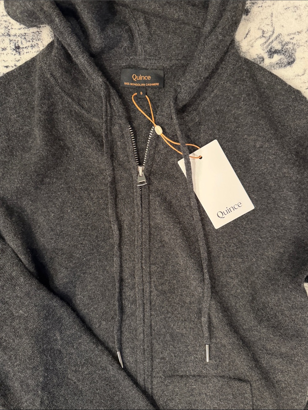 Quince Mongolian Cashmere Full-Zip Hoodie Heather Charcoal MSRP $118 - Picture 3 of 4